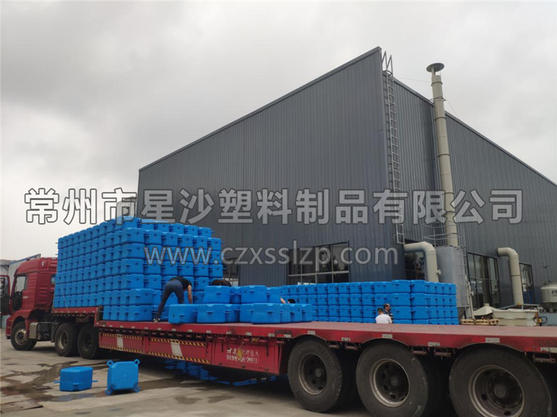 450平浮筒發(fā)往山東省濱州市應用于某水庫碼頭浮橋工程1