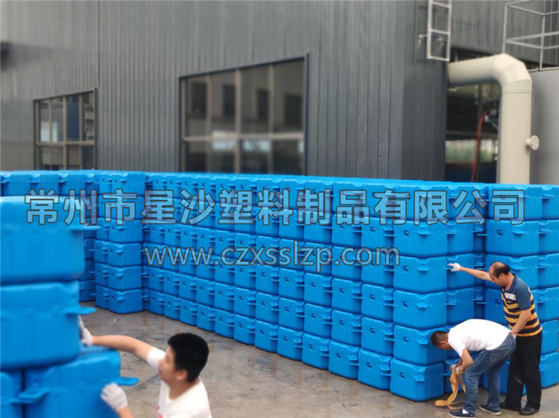450平浮筒發(fā)往山東省濱州市應用于某水庫碼頭浮橋工程