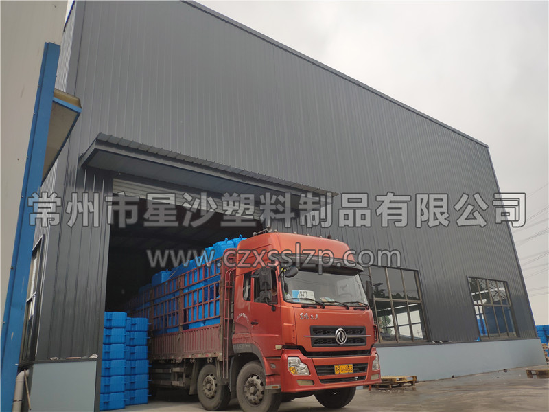 河南洛陽(yáng)加強(qiáng)型大浮筒發(fā)貨-常州市星沙塑料制品有限公司7